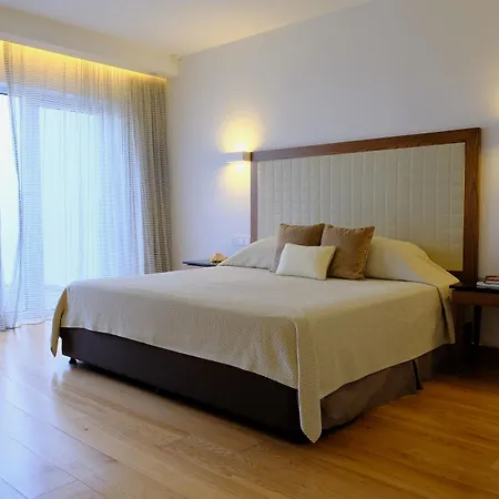 Sunrise Pearl & Hotel