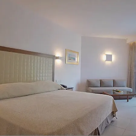 Sunrise Pearl & Hotel Protaras