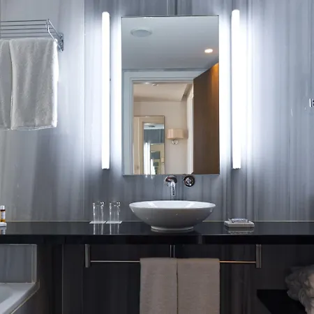 Sunrise Pearl & Hotel