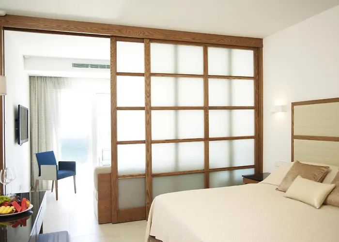 Sunrise Pearl & Hotell