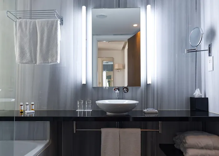 Sunrise Pearl & Hotell